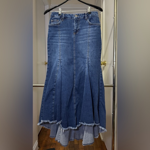 Liu Jo Long maxi denim skirt - Picture 9 of 10
